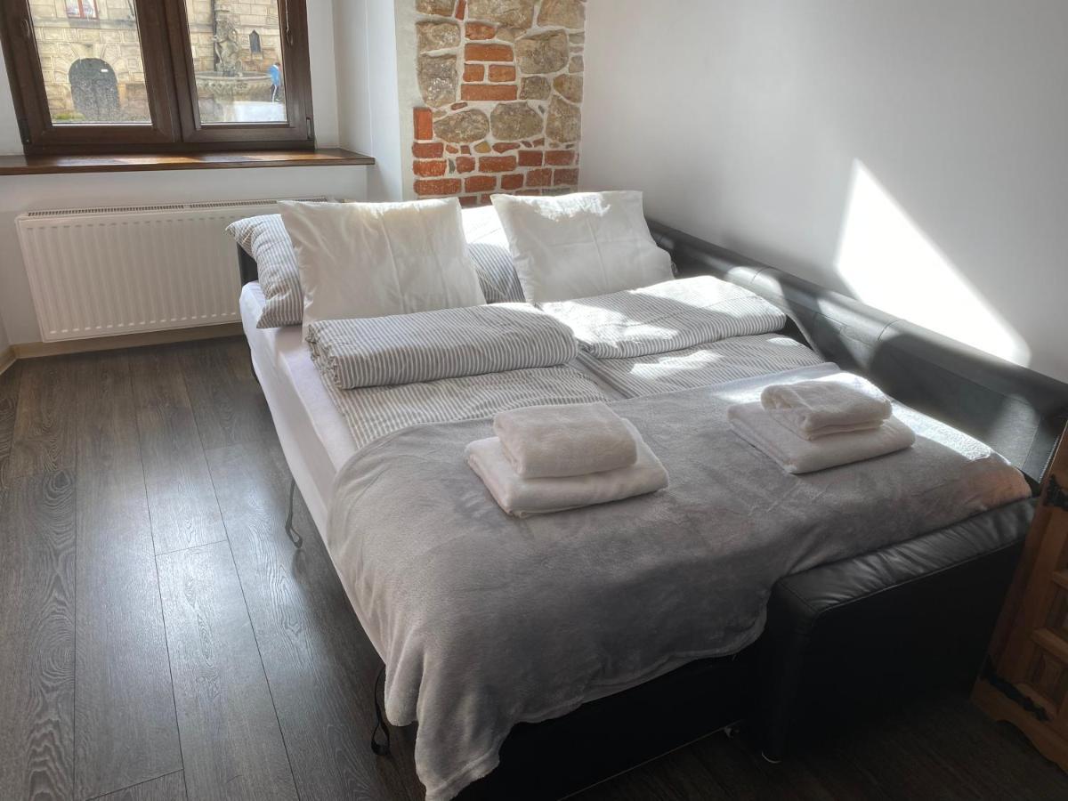 Apartament Przy Ratuszu โควอตสโก ภายนอก รูปภาพ