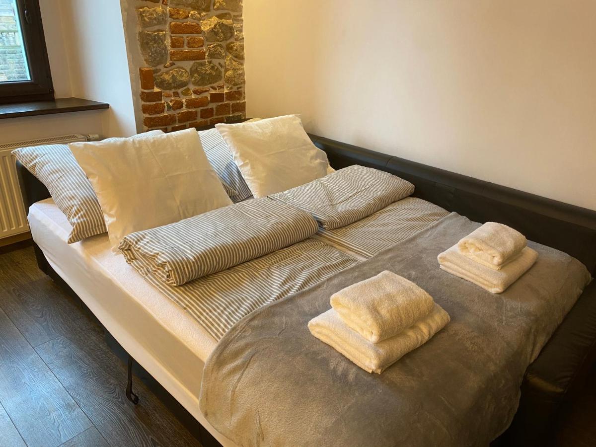 Apartament Przy Ratuszu โควอตสโก ภายนอก รูปภาพ