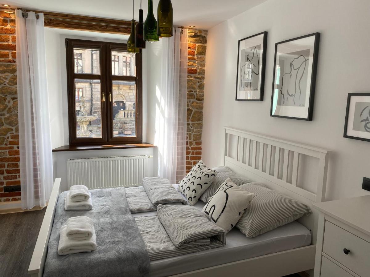 Apartament Przy Ratuszu โควอตสโก ภายนอก รูปภาพ