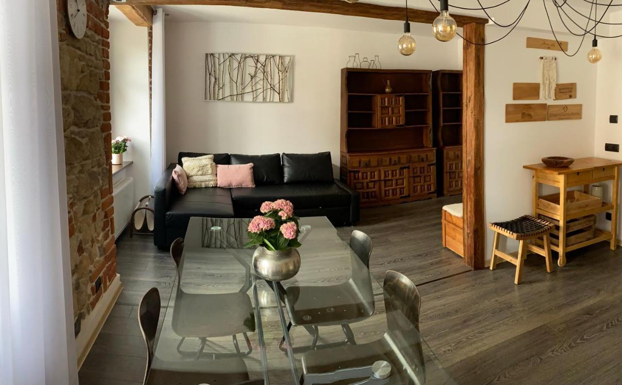 Apartament Przy Ratuszu โควอตสโก ภายนอก รูปภาพ