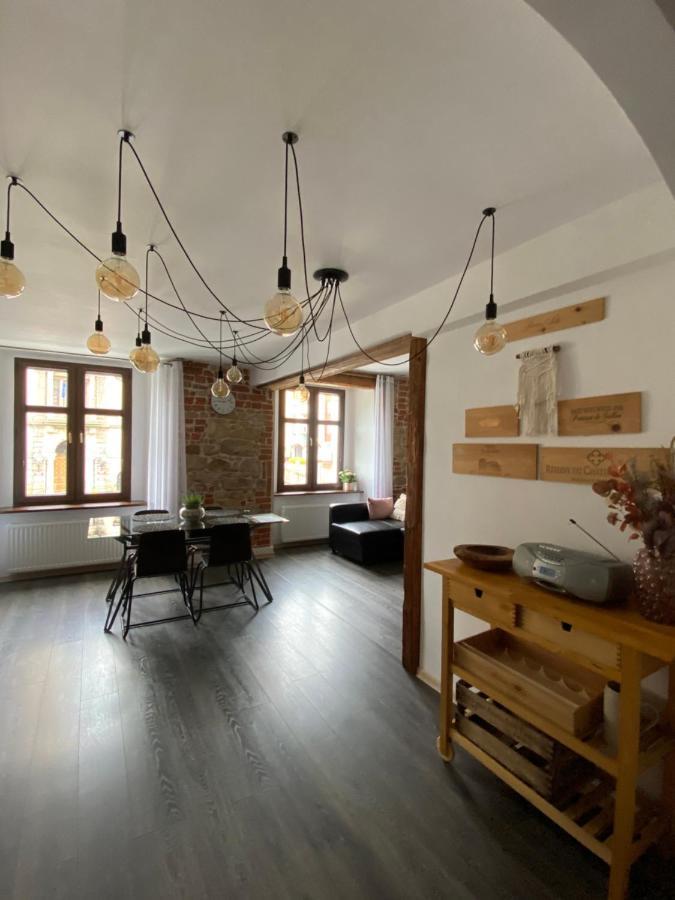 Apartament Przy Ratuszu โควอตสโก ภายนอก รูปภาพ