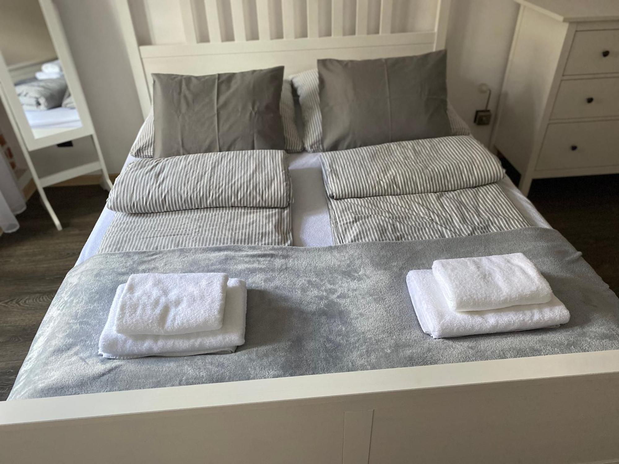 Apartament Przy Ratuszu โควอตสโก ภายนอก รูปภาพ